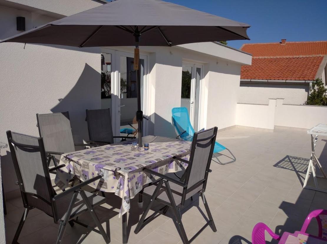 Apartament Dandy Povljana Zewnętrze zdjęcie